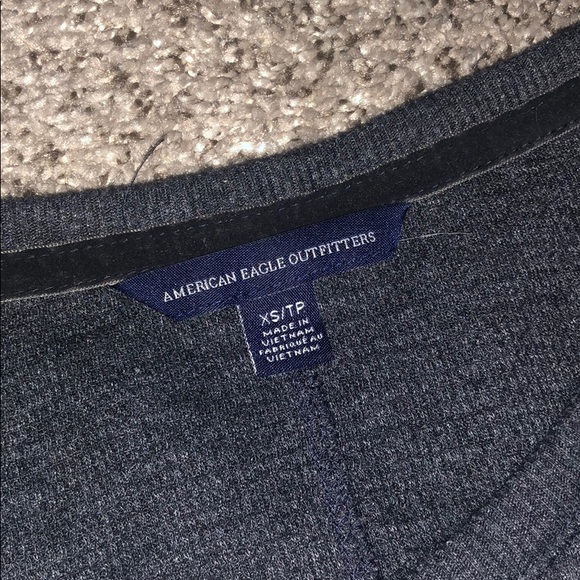 Gray AE Sweater - Picture 4 of 4